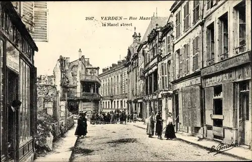 Ak Verdun Lothringen Meuse, Rue Mazel, Kriegszerstörungen, I WK