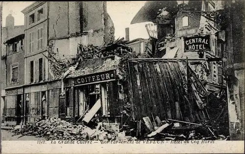 Ak Verdun Lothringen Meuse, Hotel du Coq Hardi, Coiffeur, Kriegszerstörungen, I WK