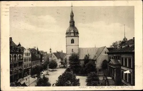 Ak Detmold in Nordrhein Westfalen, Markt mit reformierter Kirche und Rathaus