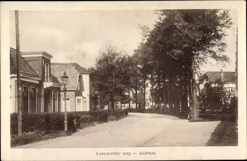 Ak Akkrum Friesland Niederlande, Leeuwarder weg