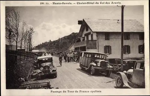 Ak Col des Aravis Haute Savoie, Chalet Hotel, Passage du Tour de France cycliste