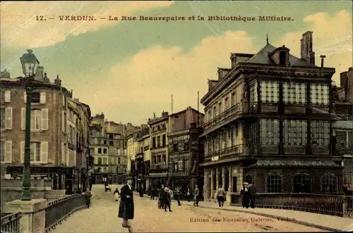 Ak Verdun Lothringen Meuse, La Rue Beaurepaire et la Bibliotheque Militaire