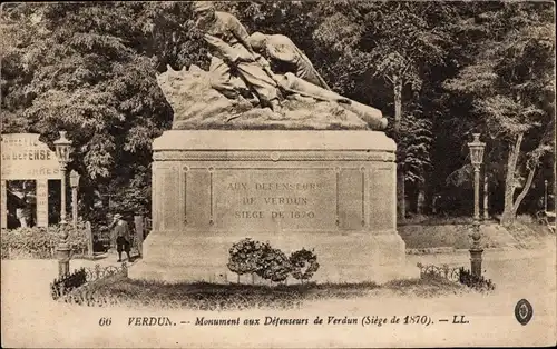 Ak Verdun Lothringen Meuse, Monument aux Defenseurs de Verdun, Siege de 1870