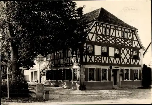 Ak Denzlingen im Breisgau, Gasthaus u. Metzgerei Zur Krone, Fachwerkhaus