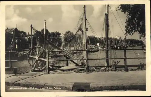 Ak Ostseebad Warnemünde Rostock, Blick auf den Alten Strom, Fischerboote