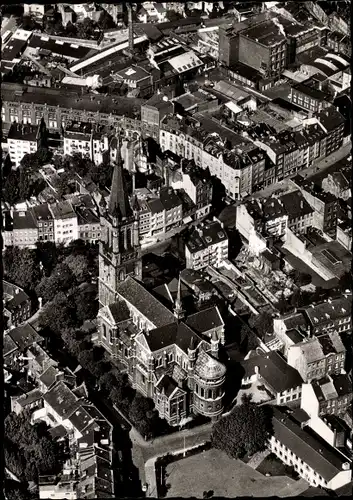 Ak Aachen in Nordrhein Westfalen, Pfarrkirche St. Jakob, Fliegeraufnahme