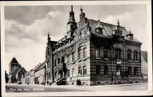 Ak Luftkurort Plau am See, Blick auf das Rathaus