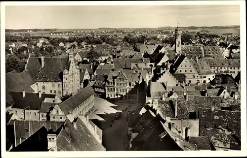 Ak Memmingen, Marktplatz mit Rathaus und Kreuzherrenturm