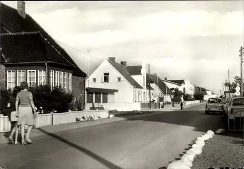 Ak Börgerende Rethwisch an der Ostsee, Börgerender Straße