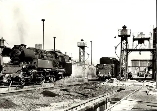 Ak Saalfeld an der Saale Thüringen, Dampflok im Einsatz, Baureihe 65.10, Mai 1976