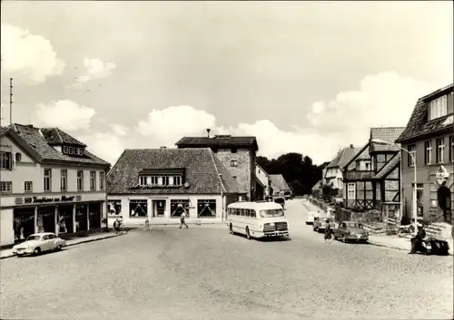 Ak Klütz in Mecklenburg, Marktplatz, Bus, HO Gaststätte