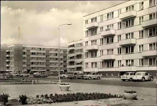 Ak Parchim in Mecklenburg, Leninstraße, Autos