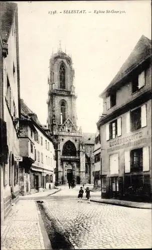 Ak Sélestat Schlettstadt Elsass Bas Rhin, Eglise St. George, Straßenpartie, Kinder, Glockenturm