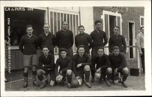 Foto Ak Fußballmannschaft C. A. Cercle Athlétique de Paris Saison 1928, Gruppenbild der Spieler