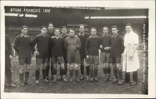 Foto Ak Fußballmannschaft Stade Français Saison 1928, Gruppenbild der Spieler