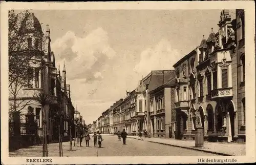 Ak Erkelenz im Rheinland, Blick in die Hindenburgstraße, Passanten