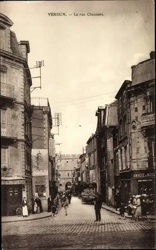 Ak Verdun Meuse, Rue Chaussee