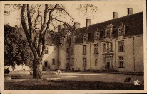 Ak Nouic Haute Vienne, Chateau du Fraisse, Schloss, Außenansicht