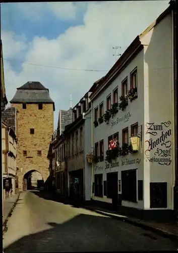 Ak Bad Neuenahr Ahrweiler in Rheinland Pfalz, Seitenblick auf das Hotel Zum Ännchen, G Loerakker