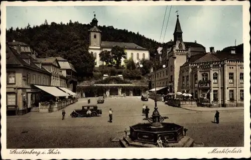 Ak Leutenberg in Thüringen, Marktplatz, Brunnen, Kirche