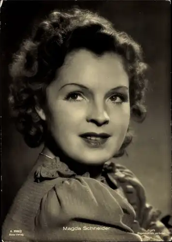 Ak Schauspielerin Magda Schneider, Portrait