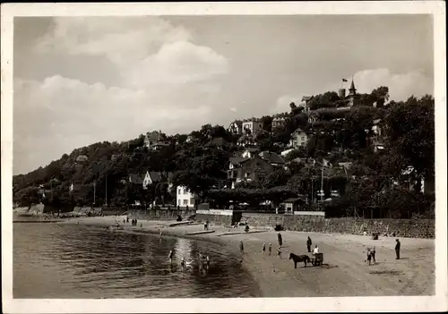 Ak Hamburg Altona Blankenese, Strand mit Süllberg, Strandleben