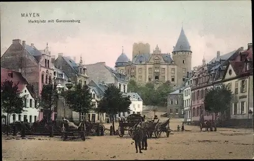 Ak Mayen in der Eifel, Marktplatz, Genovevaburg