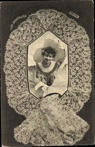 Ak Les Dentelles, Klöpplerin in Tracht, Klöppelwerk