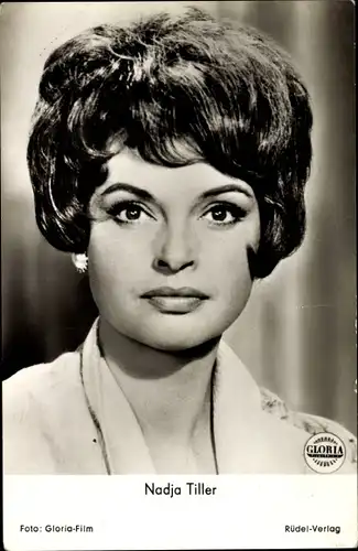 Ak Schauspielerin Nadja Tiller, Portrait