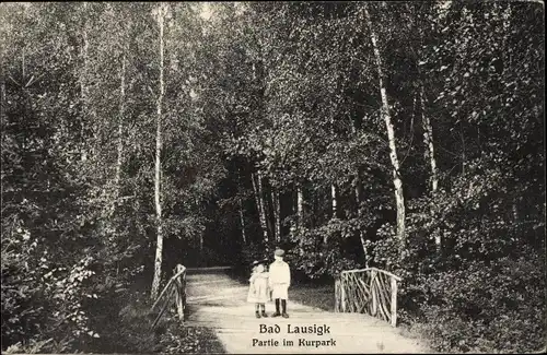 Ak Bad Lausigk Bad Lausick in Sachsen, Partie im Kurpark