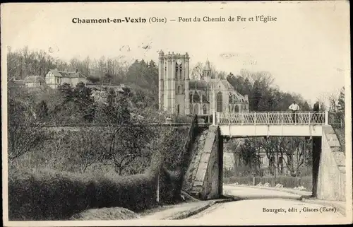 Ak Chaumont en Vexin Oise, Pont du Chemin de Fer et l'Eglise