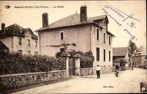 Ak Neuvic Entier Haute Vienne, La Mairie