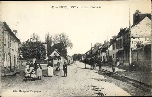 Ak Picquigny Somme, La Rue d'Amiens