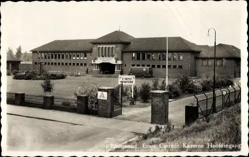 Foto Ak Roermond Limburg Niederlande, Ernst Casimir Kazerne Hoofdingang