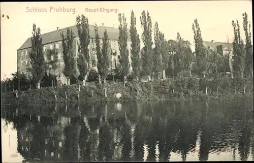 Ak Frohburg in Sachsen, Schloss, Gewässer, Haupteingang