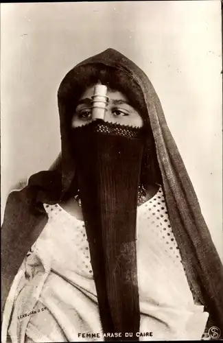 Ak Femme Arabe du Caire