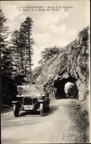 Ak Gérardmer Lothringen Vosges, Route de la Schlucht, Le tunnel de la Roche du Diable, Automobil