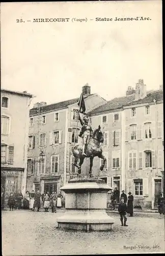 Ak Mirecourt Lothringen Vosges, Platz, Statue von Jeanne d'Arc