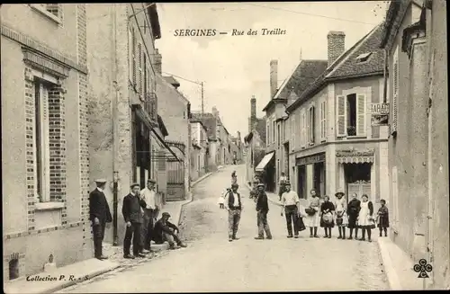 Ak Sergines Yonne, Rue des Treilles