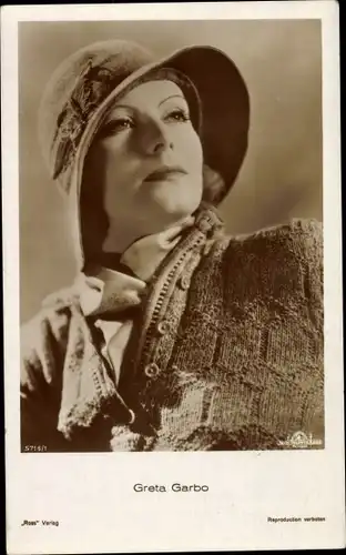 Ak Schauspielerin Greta Garbo, Portrait