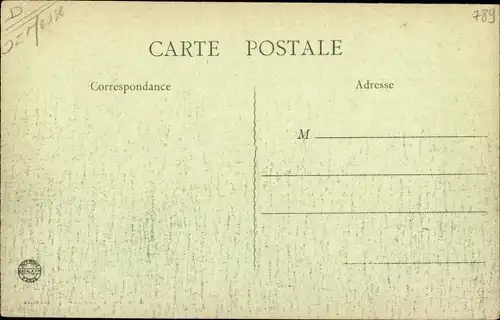 Ak Auzéville en Argonne Meuse, La Place