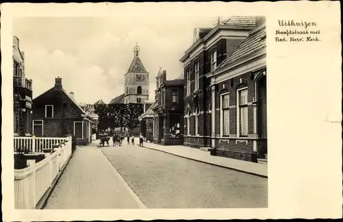 Ak Uithuizen Groningen, Hoofdstraat met Ned. Herv. Kerk