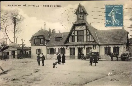 Ak St Leu la Foret Val d'Oise, Place de la Gare