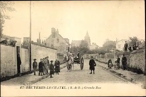 Ak Bruyères le Châtel Essonne, Grande Rue