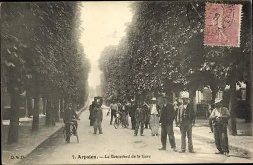 Ak Arpajon Essonne, Le Boulevard de la Gare