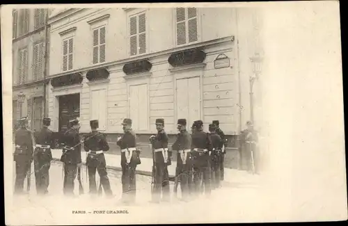 Ak Paris, Fort Chabrol, Französische Polizisten