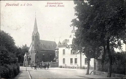 Ak Neustadt an der Orla, Bismarckstraße mit Kathol. Kirche