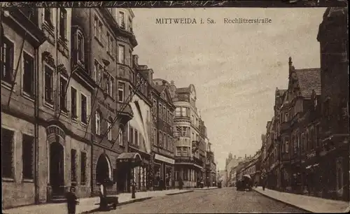 Ak Mittweida in Sachsen, Blick in die Rochlitzer Straße