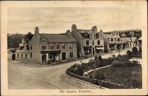 Ak Torphins Schottland, The Square