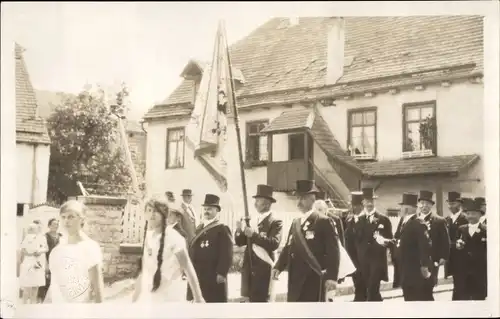 Foto Ak Brötzingen Pforzheim im Schwarzwald, Festumzug im Ort